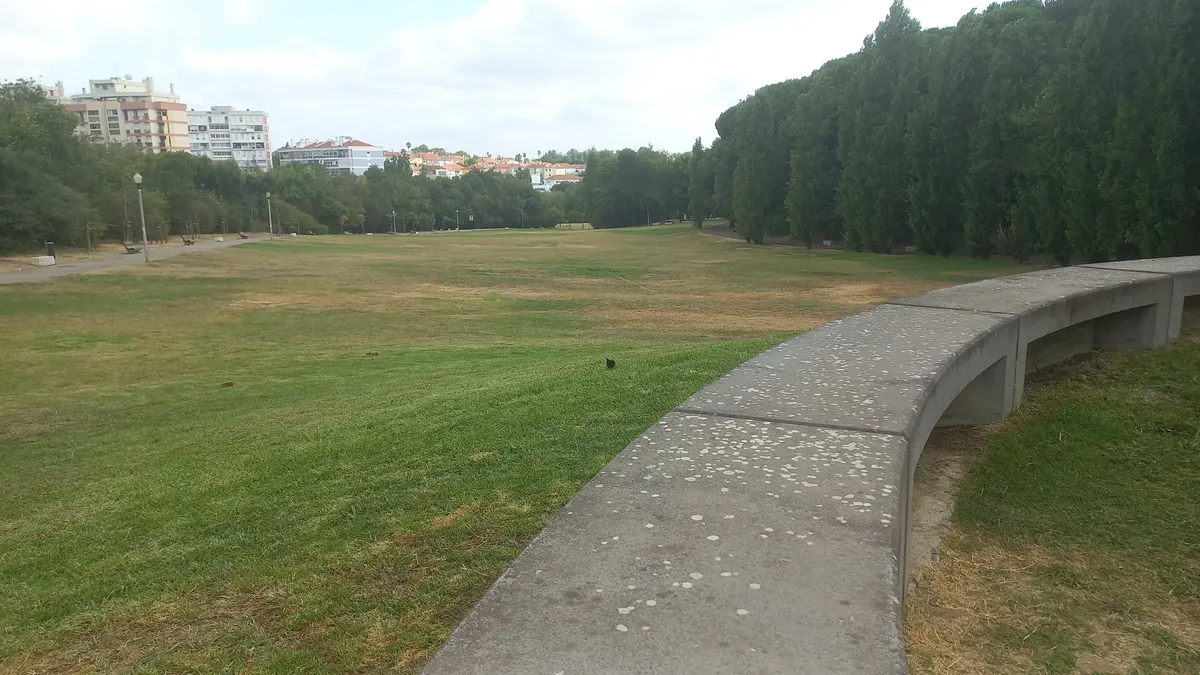 Main view at Parque do Vale do Silêncio Lisbon — travel photo