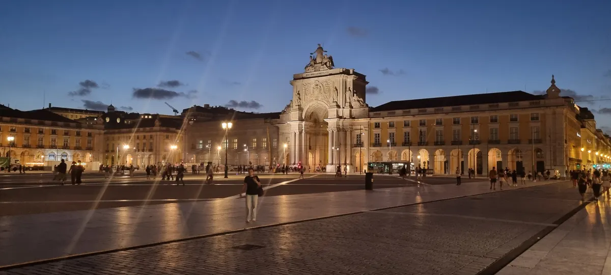 Main view at Rua Augusta Arch Lisbon — travel photo