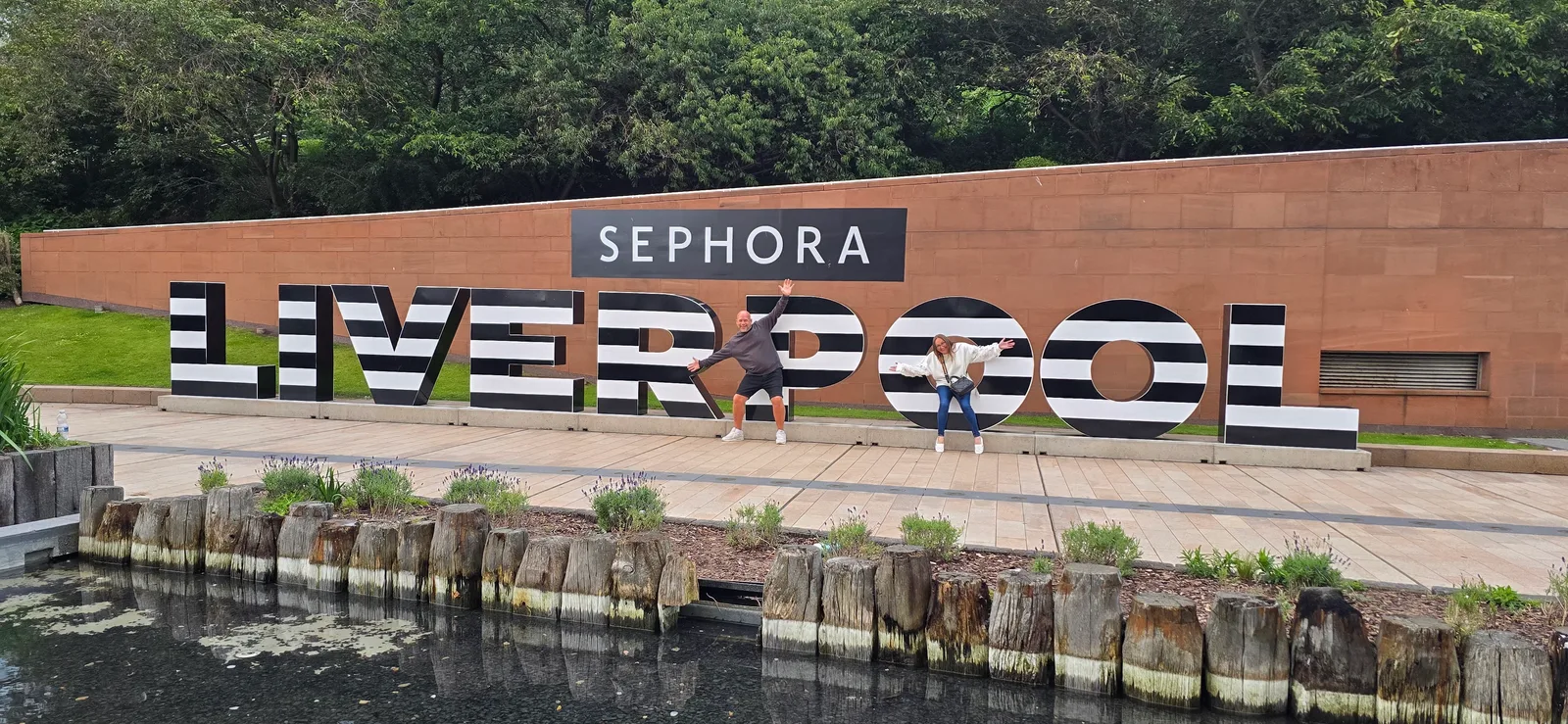 Atmosphere at Liverpool ONE Liverpool — travel photo