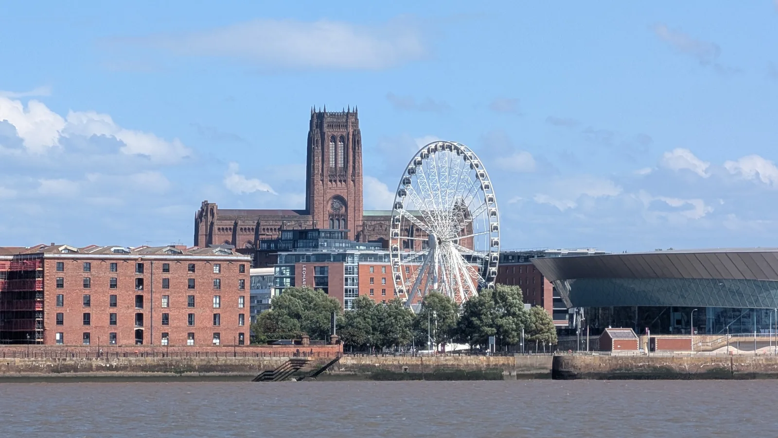 Main view at Mersey Ferries Liverpool — travel photo