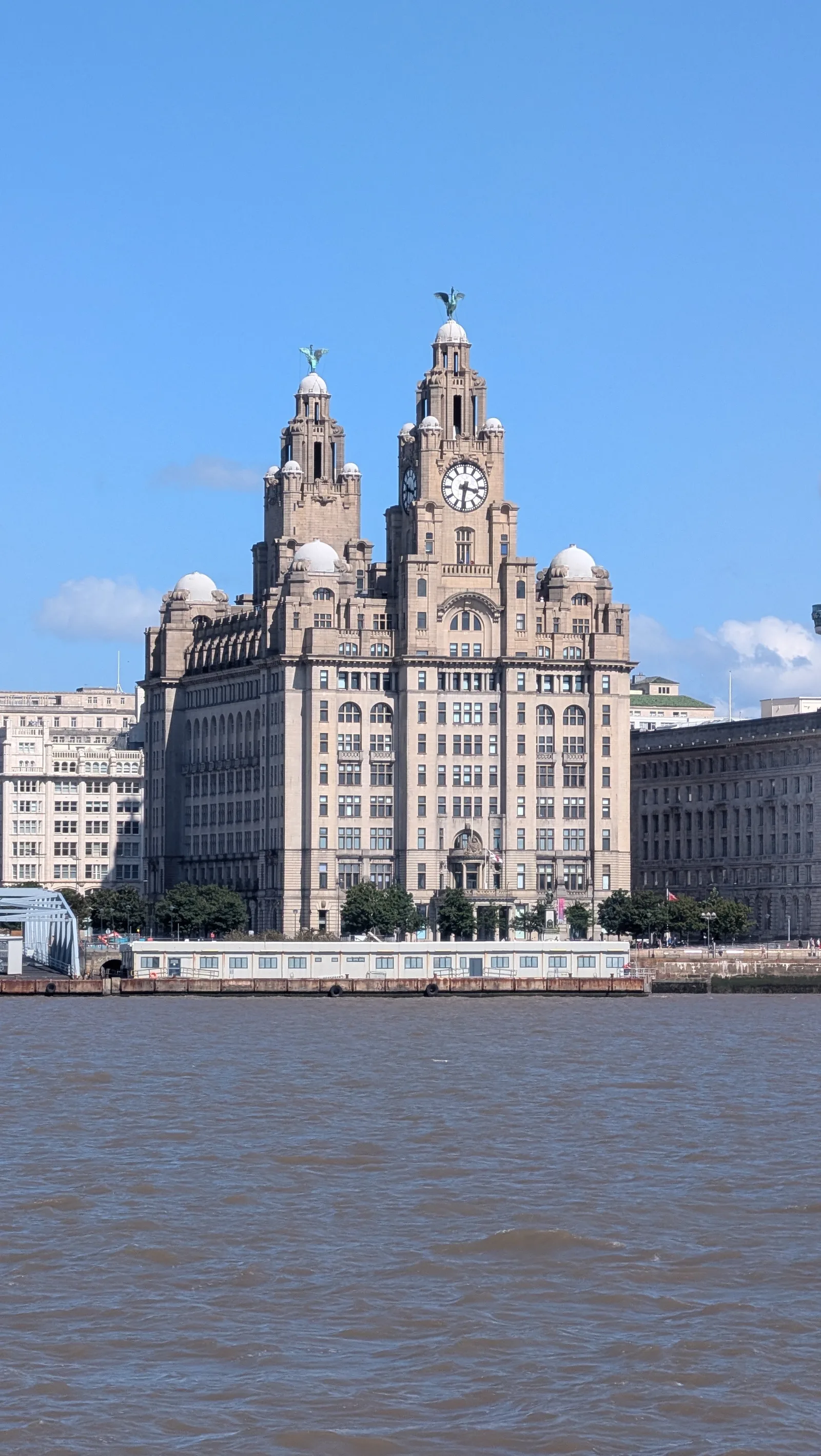 Atmosphere at Mersey Ferries Liverpool — travel photo