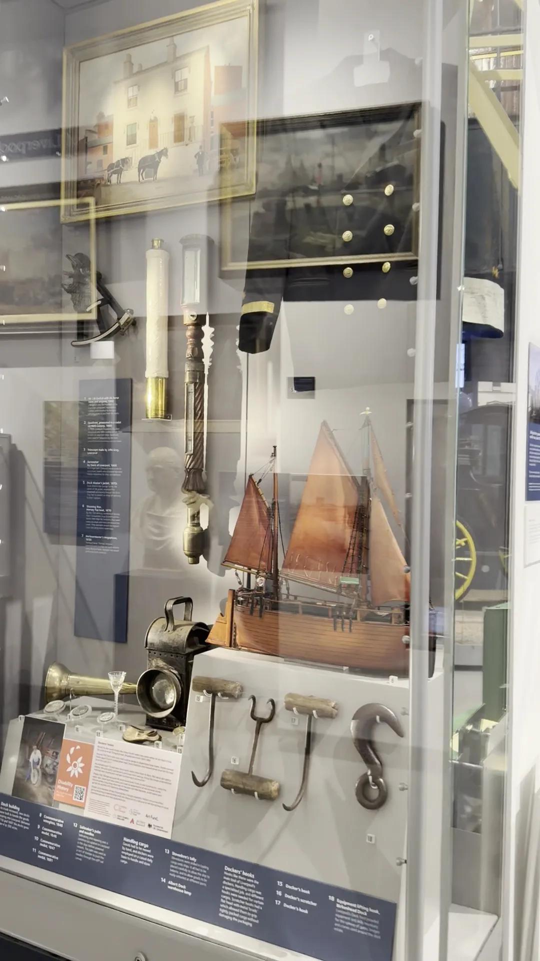 Atmosphere at Museum of Liverpool Liverpool — travel photo