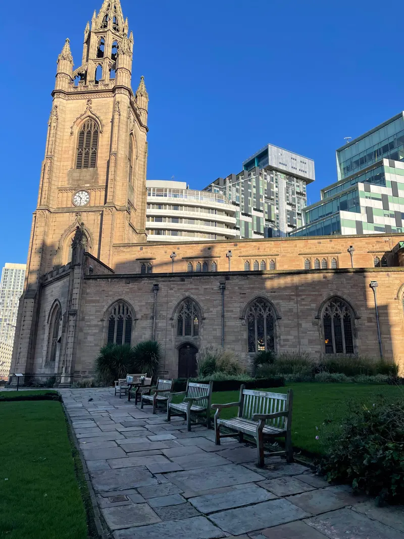 Our Lady and St Nicholas Church Garden — Attraction in Liverpool