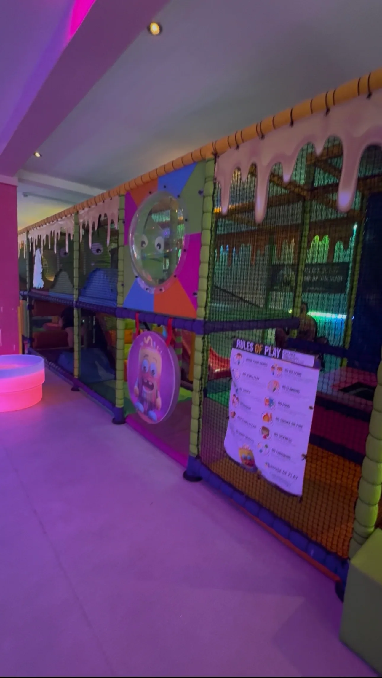Main view at Slimeville Kids Playground Liverpool — travel photo