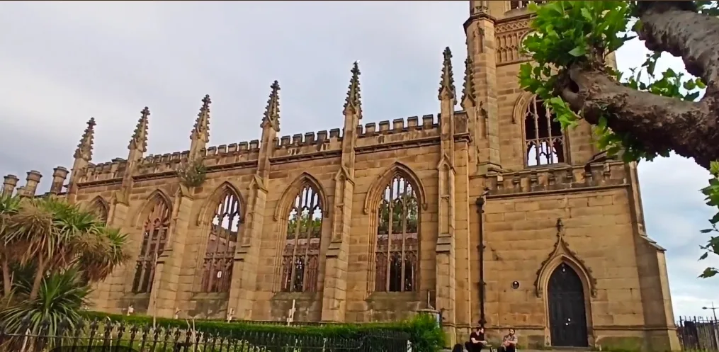Details at St Luke’s Bombed Out Church Liverpool — travel photo