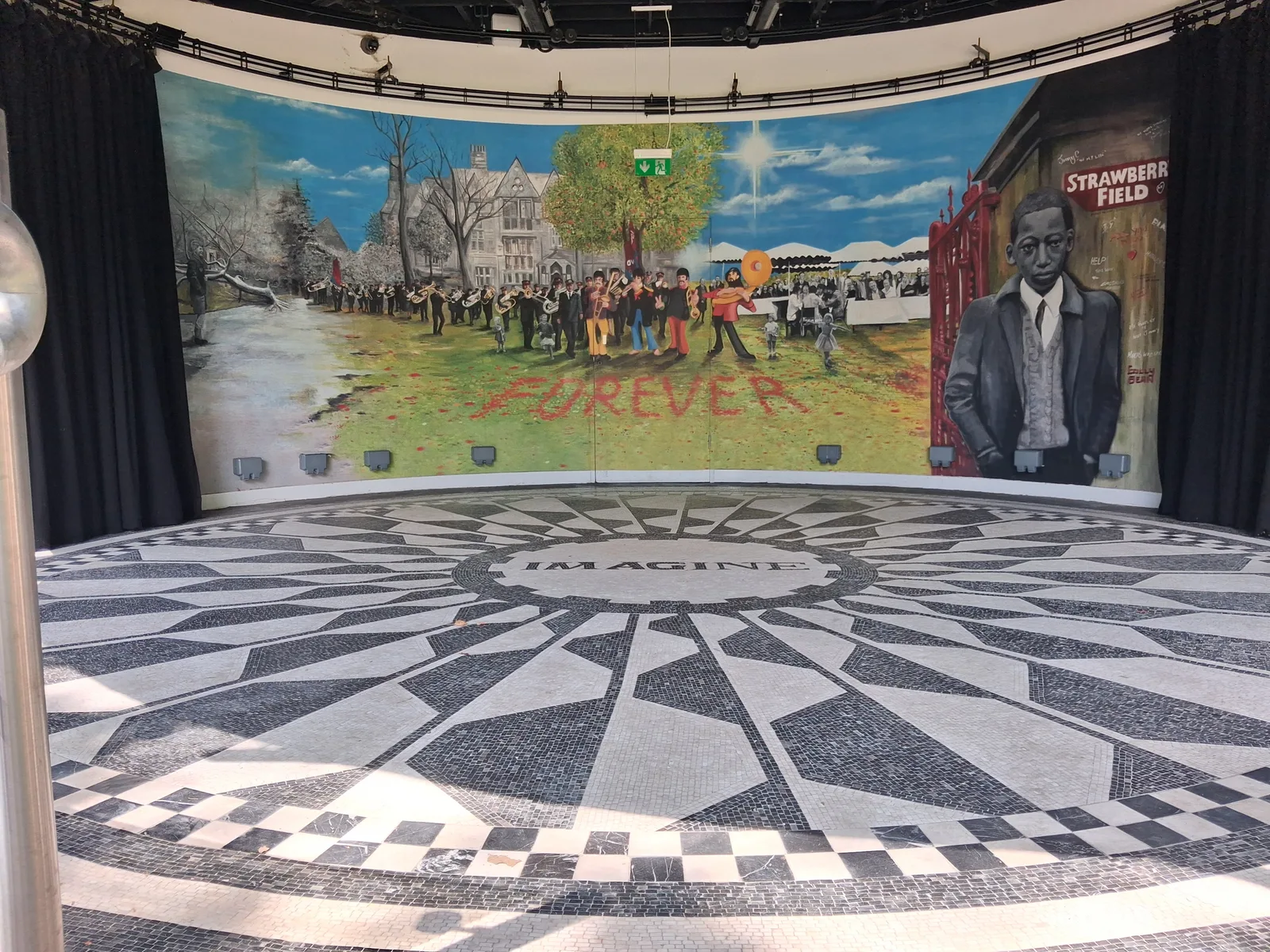 Interior at Strawberry Field Liverpool — travel photo