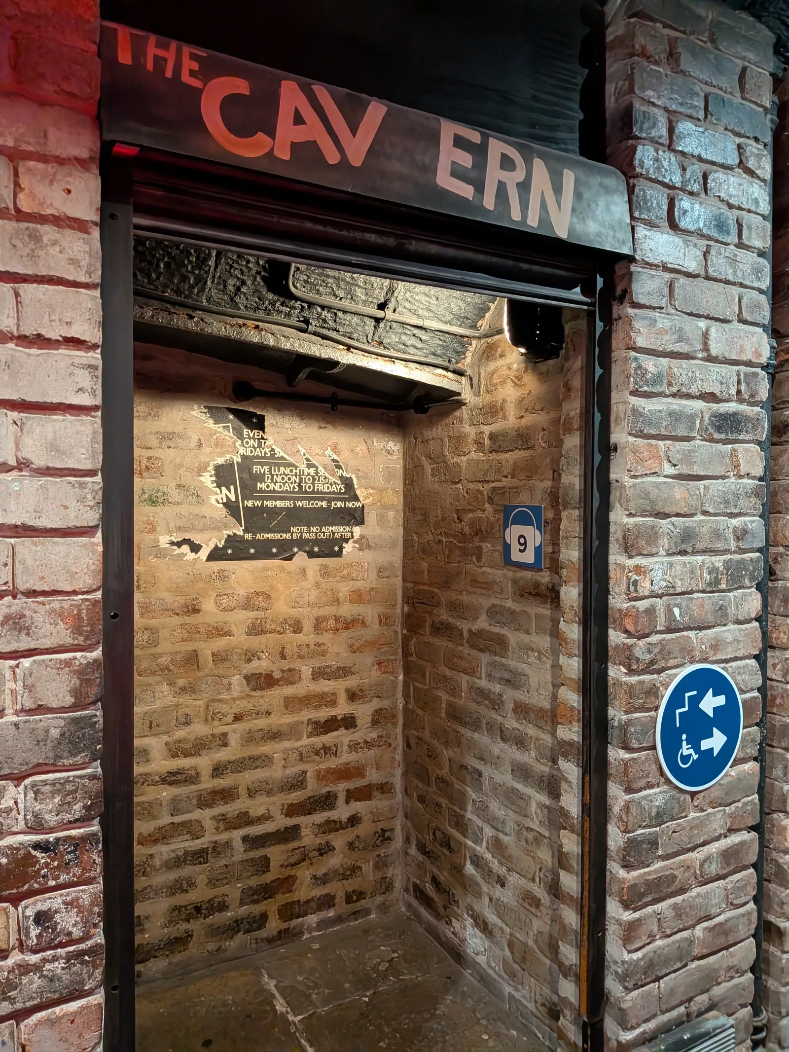 Interior at The Beatles Story Museum, Liverpool Liverpool — travel photo