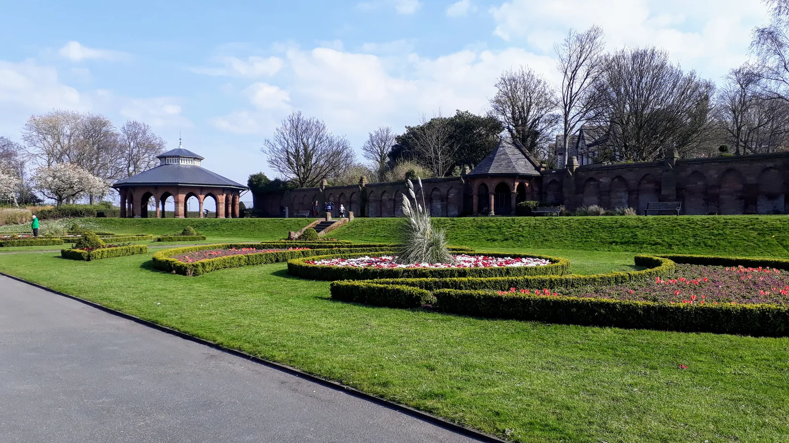 Main view at The Children's Play Area - Stanley Park Liverpool — travel photo