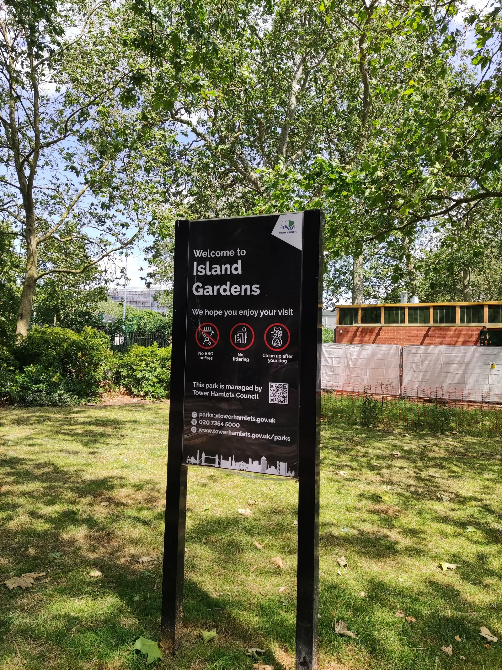 Interior at Island Gardens London — travel photo