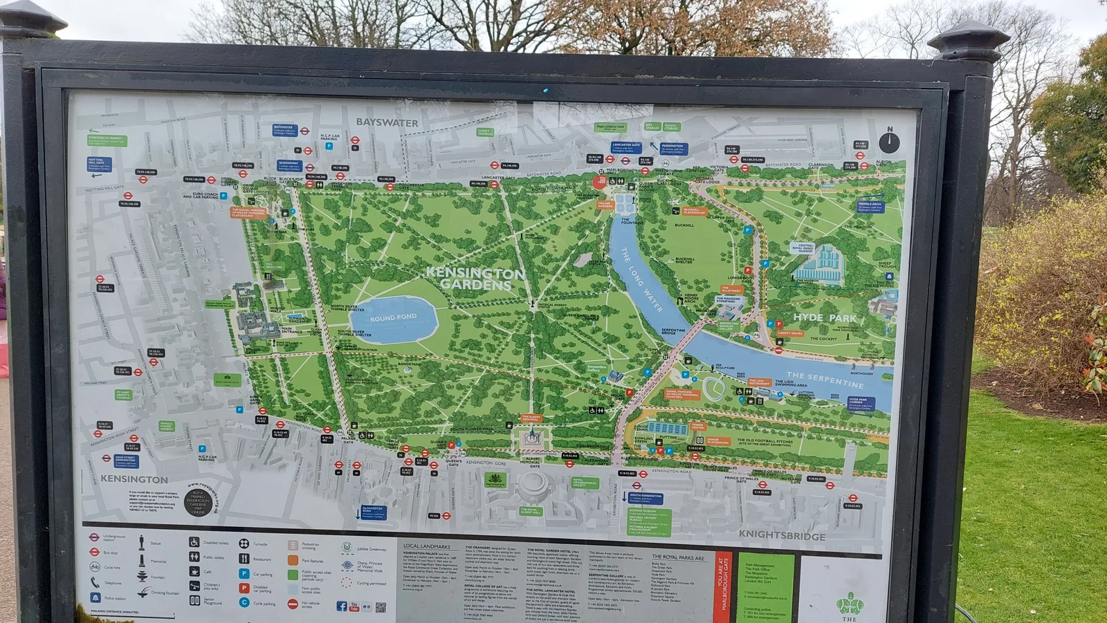 Interior at Kensington Gardens London — travel photo