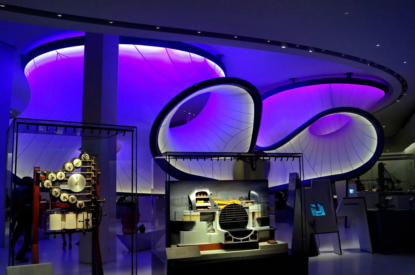 Details at Science Museum London — travel photo