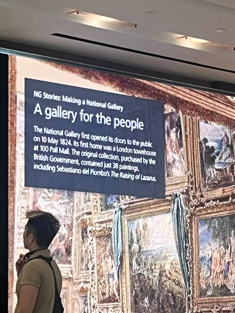 Atmosphere at The National Gallery London — travel photo