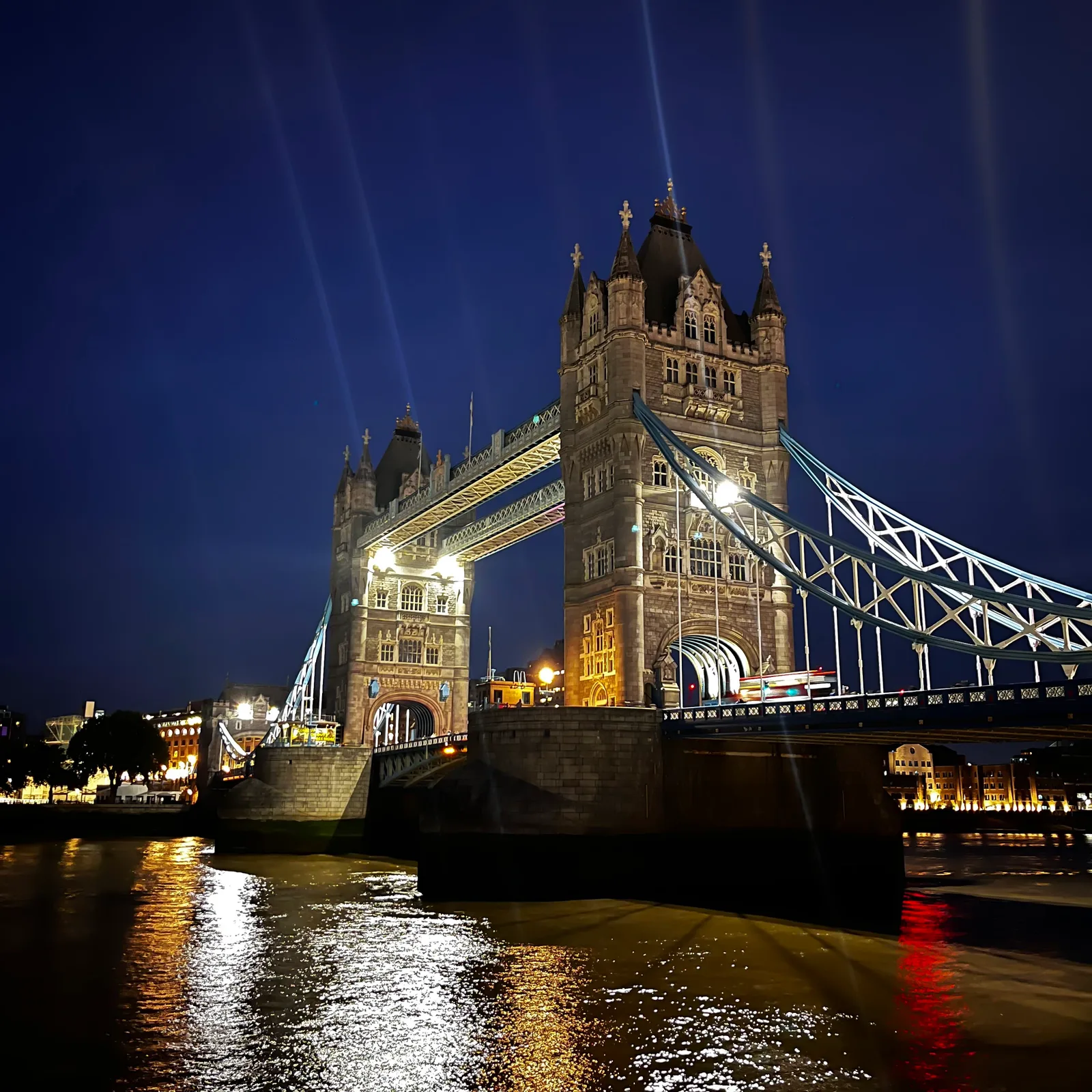 Atmosphere at Tower Bridge London — travel photo