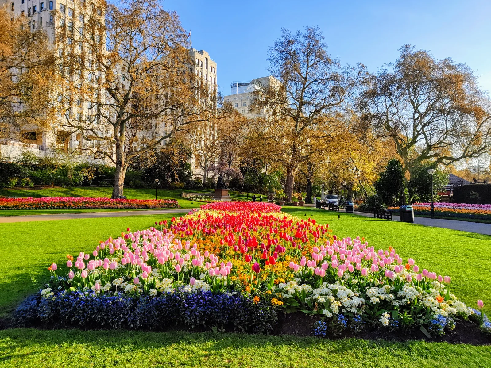 Victoria Embankment Gardens