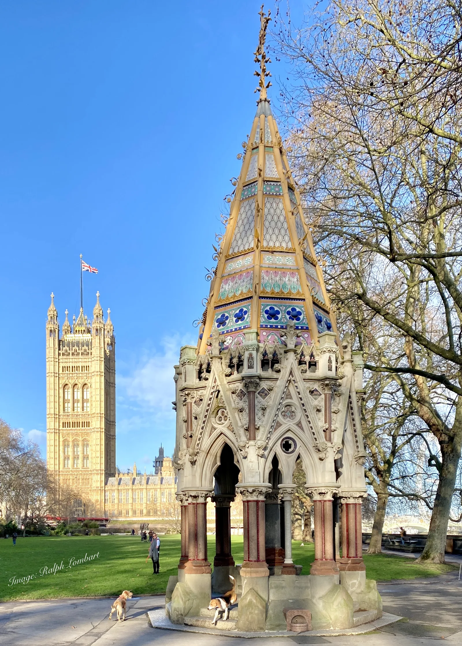 Details at Victoria Tower Gardens London — travel photo