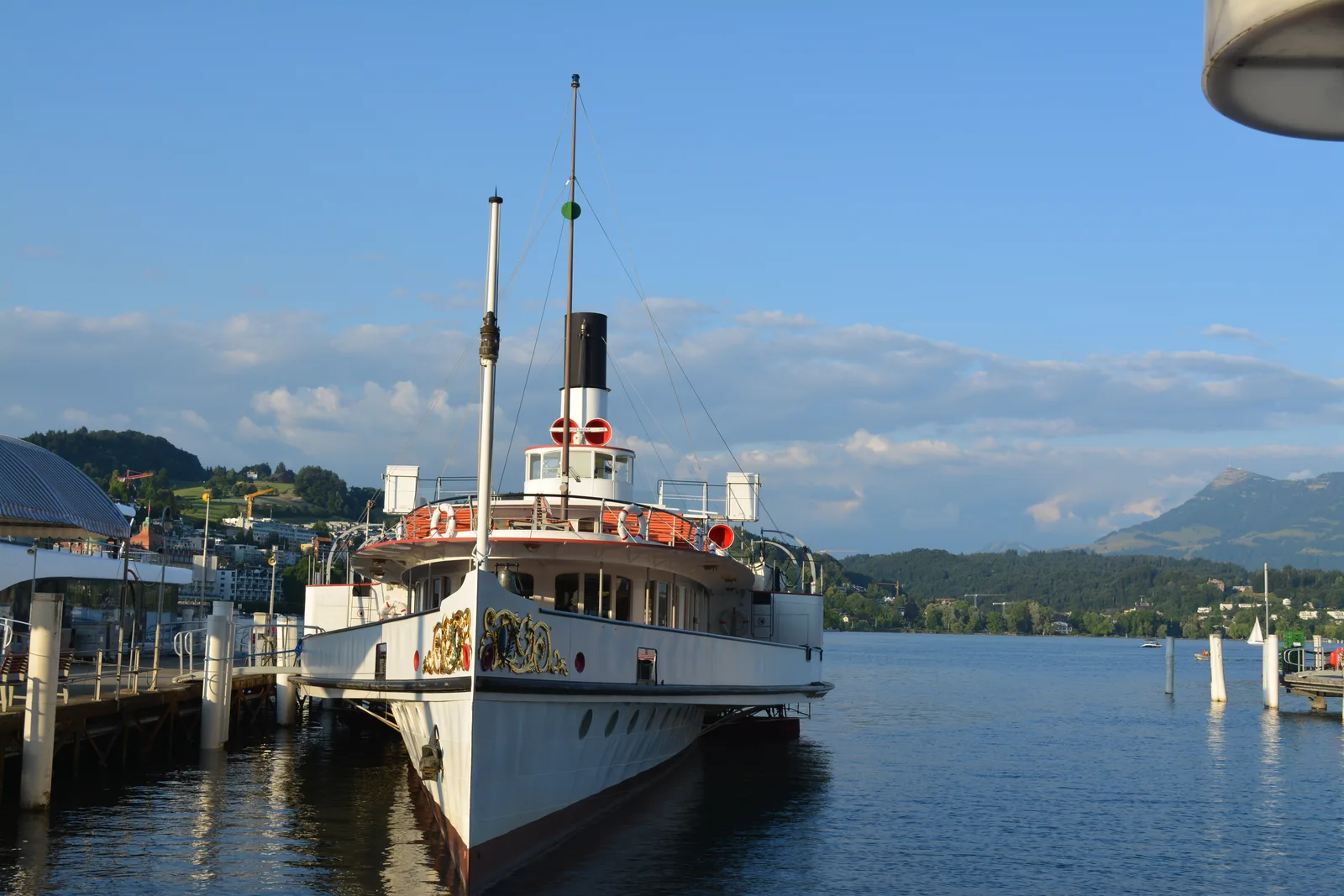 Details at Europaplatz Lucerne — travel photo