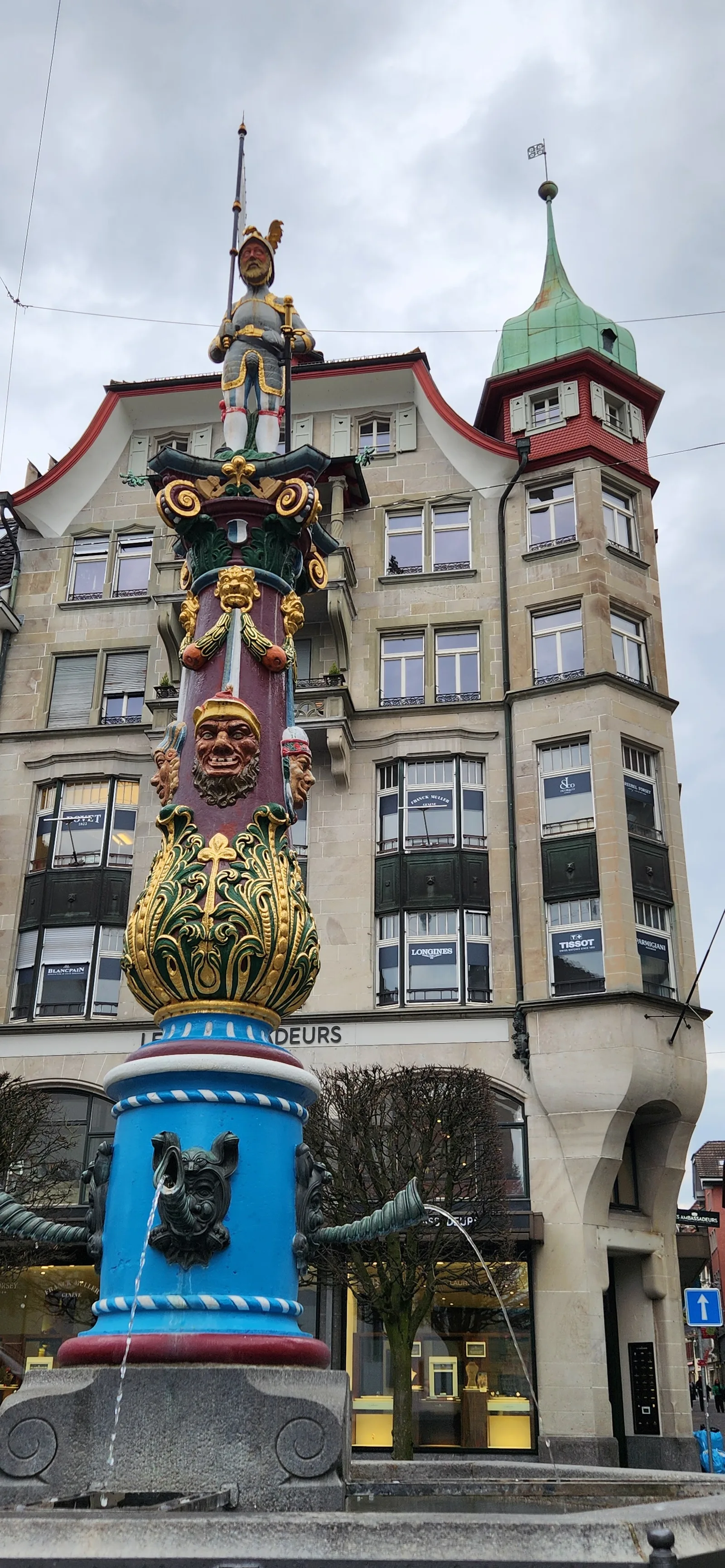 Details at Fritschibrunnen Lucerne — travel photo