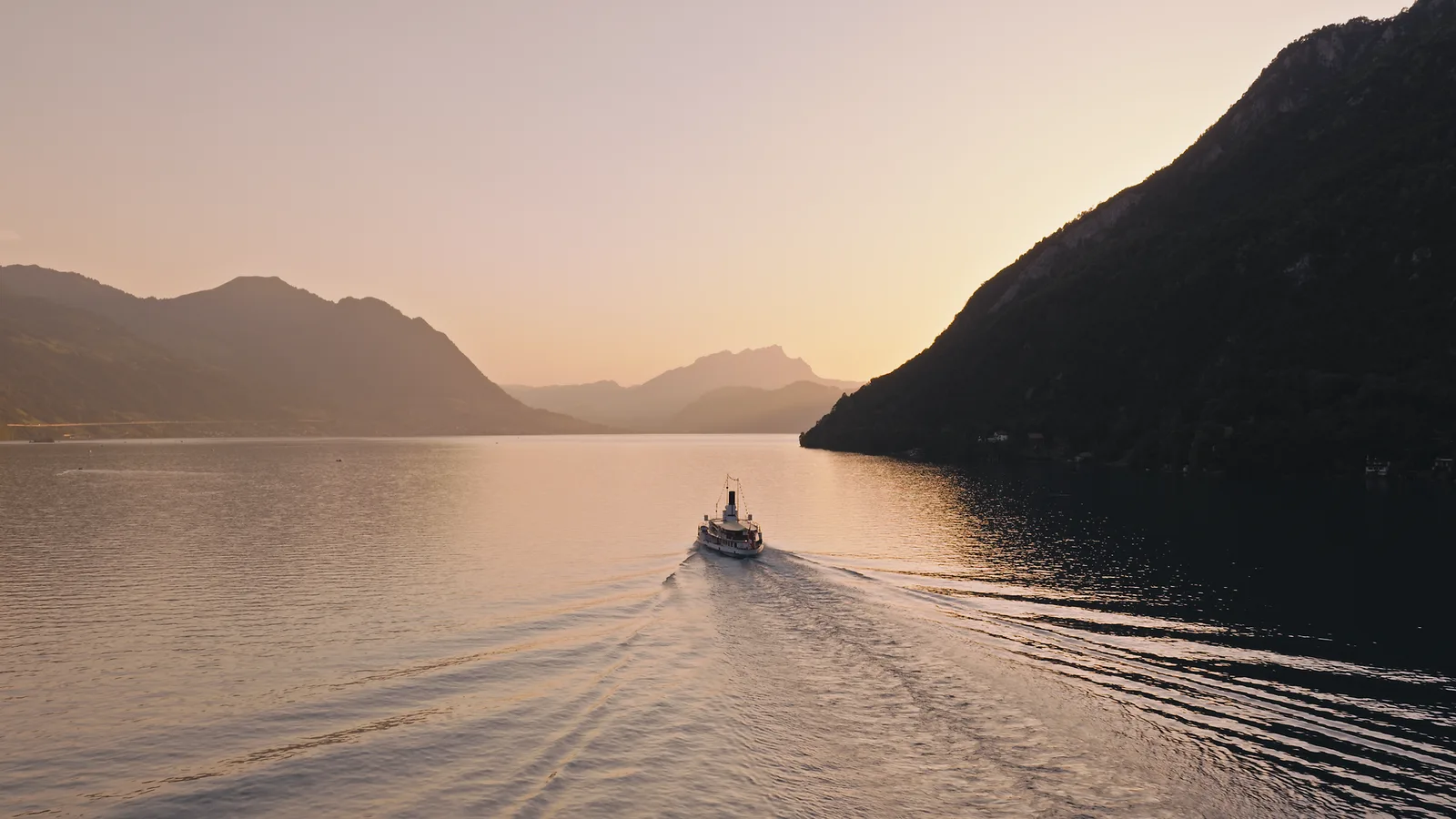 Main view at Legends of Lake Lucerne Lucerne — travel photo