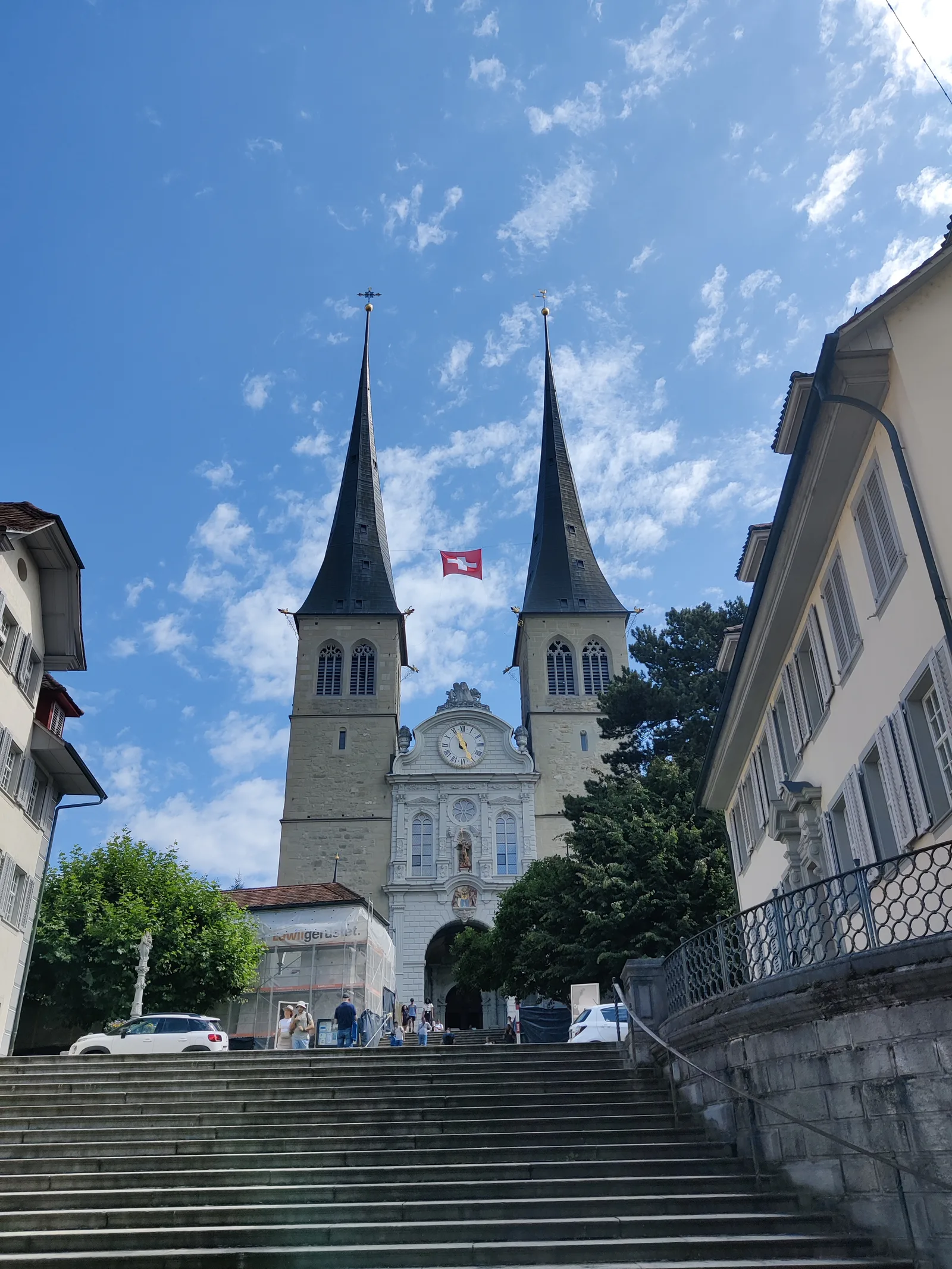 Atmosphere at Luzerner Seepromenade Lucerne — travel photo