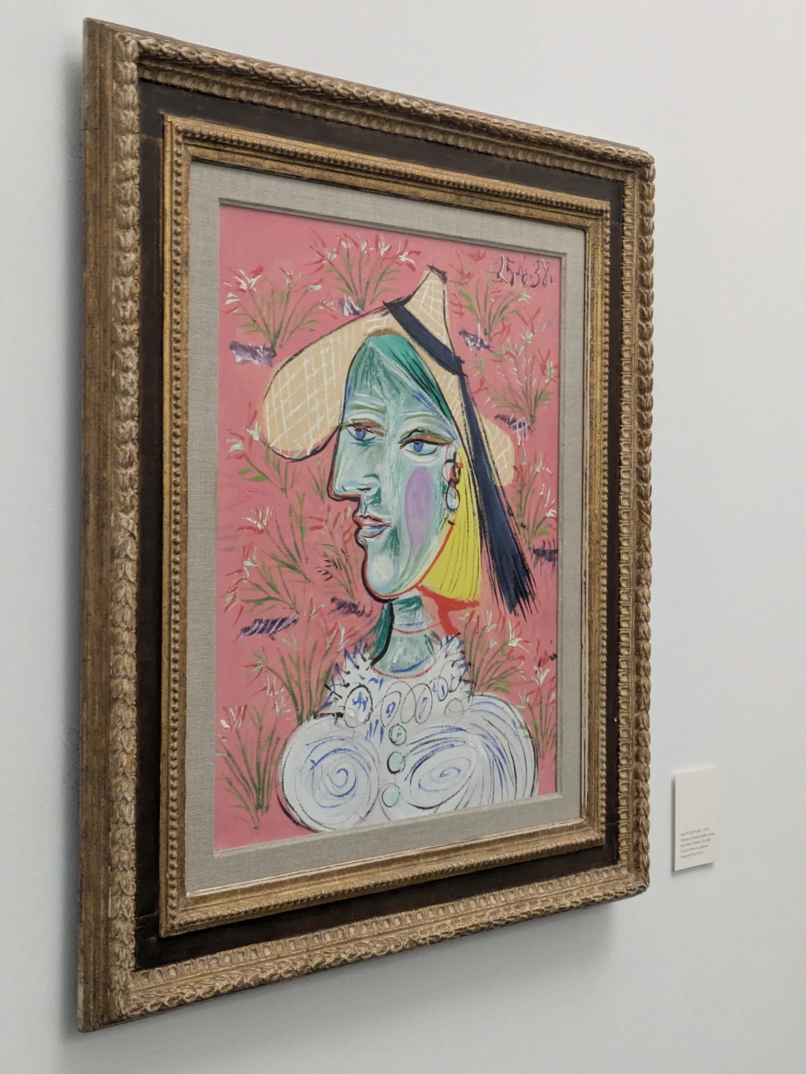 Atmosphere at Sammlung Rosengart Lucerne — travel photo