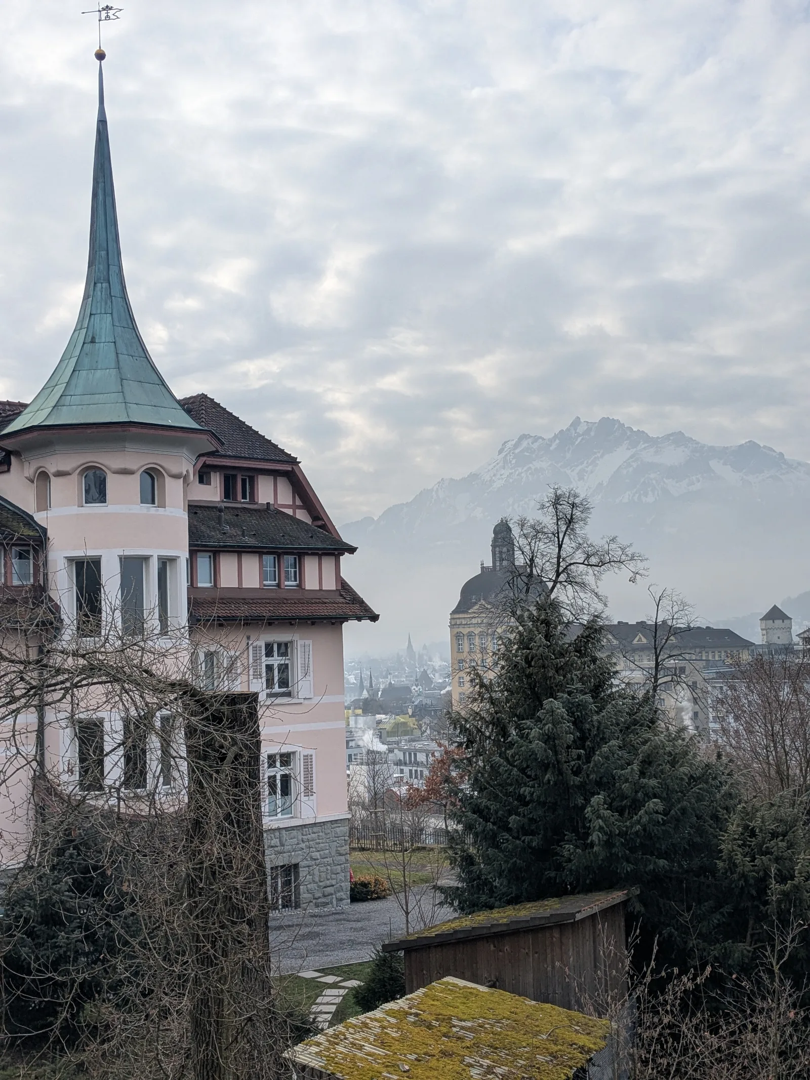 Details at Spiegelmuseum Luzern Lucerne — travel photo