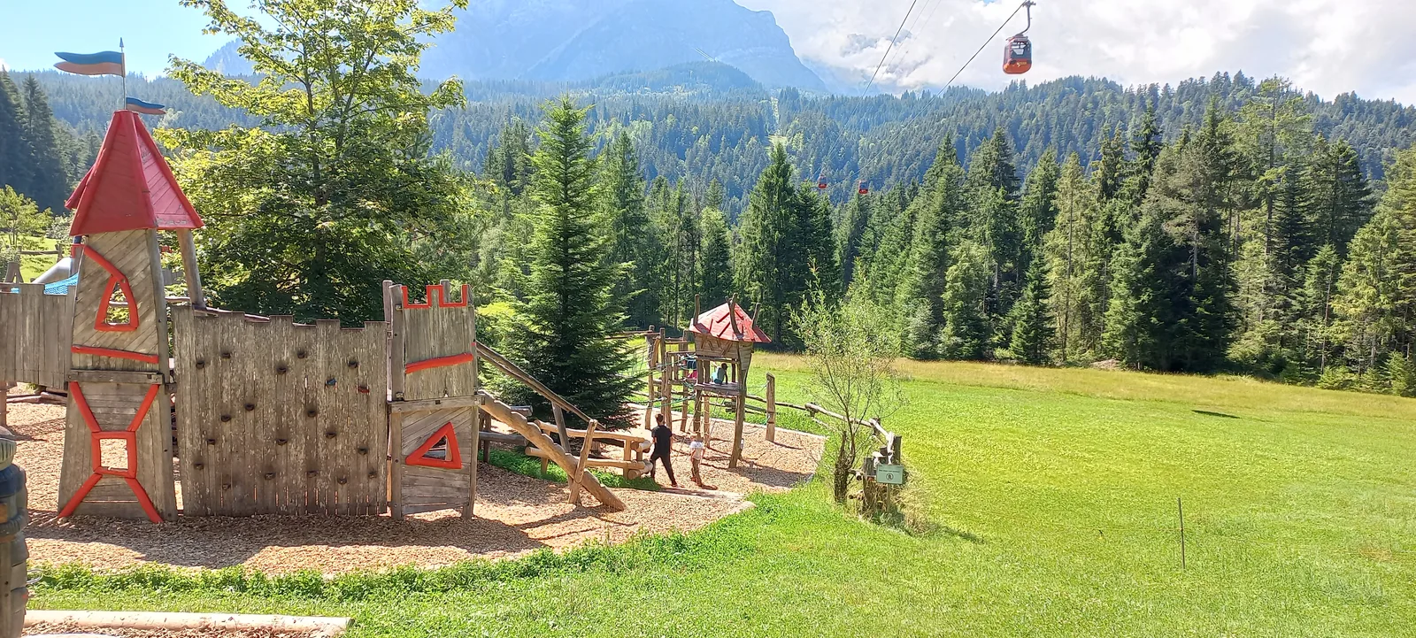 Atmosphere at Spielplatz Pilu Land Krienseregg Lucerne — travel photo