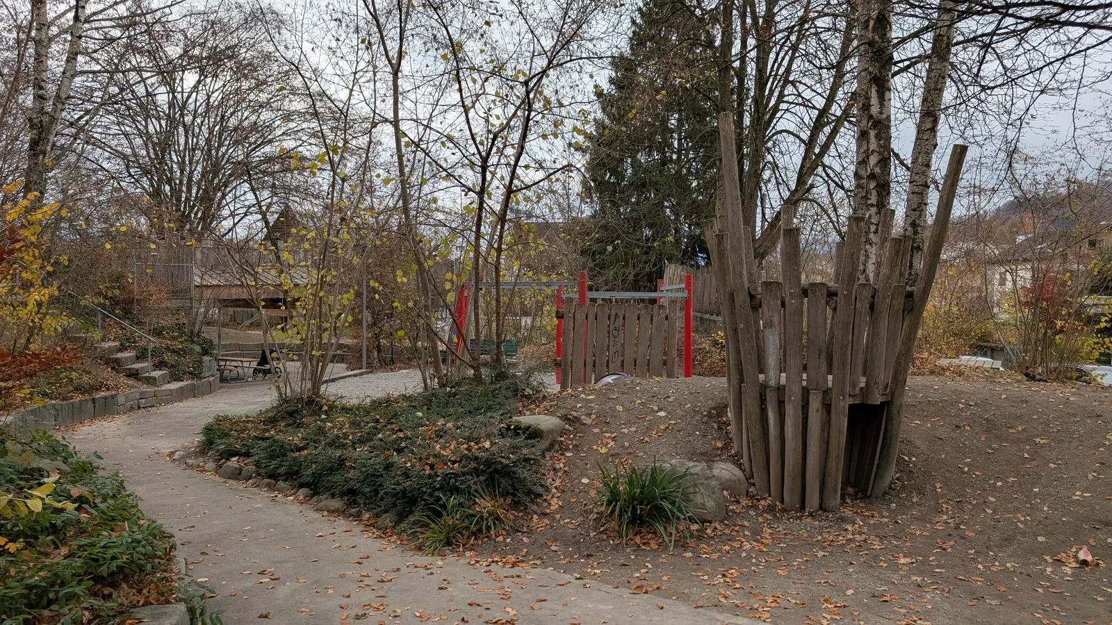 Atmosphere at Spielplatz Wartegg | Stadt Luzern Lucerne — travel photo
