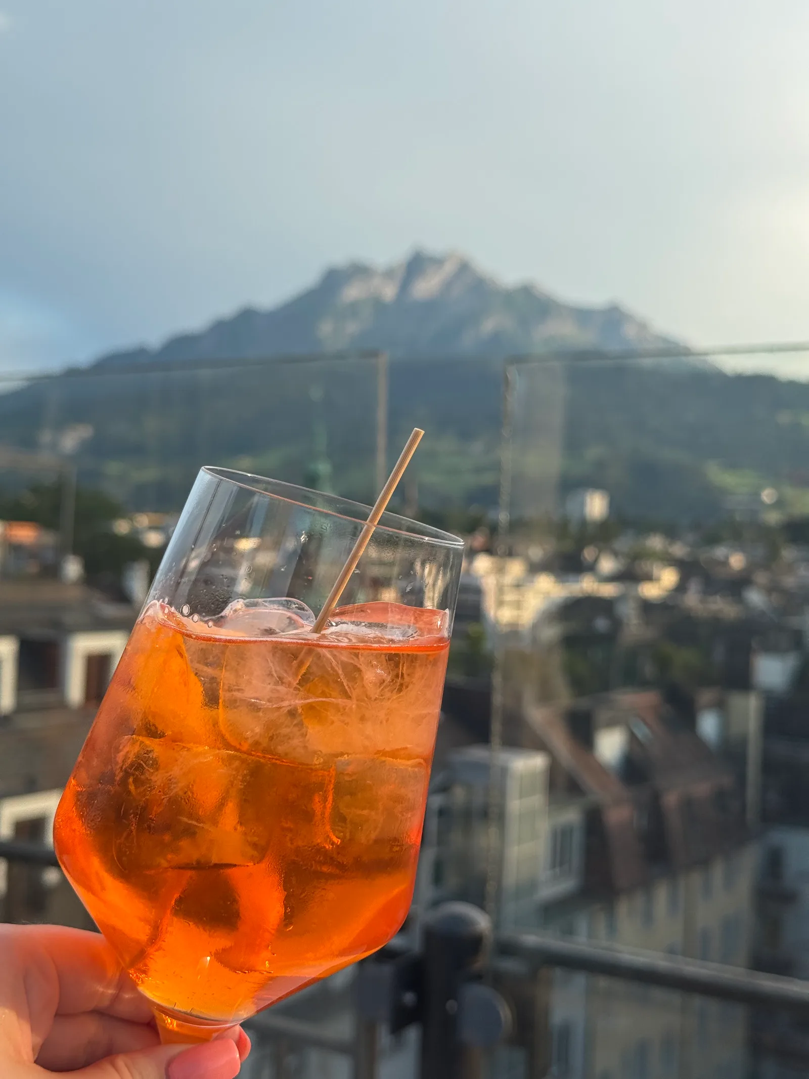Atmosphere at Suite Rooftop Lounge & Bar Lucerne — travel photo