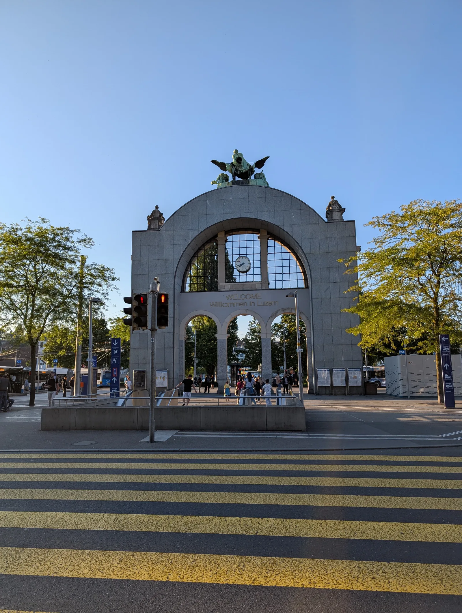 Atmosphere at Torbogen Luzern Lucerne — travel photo