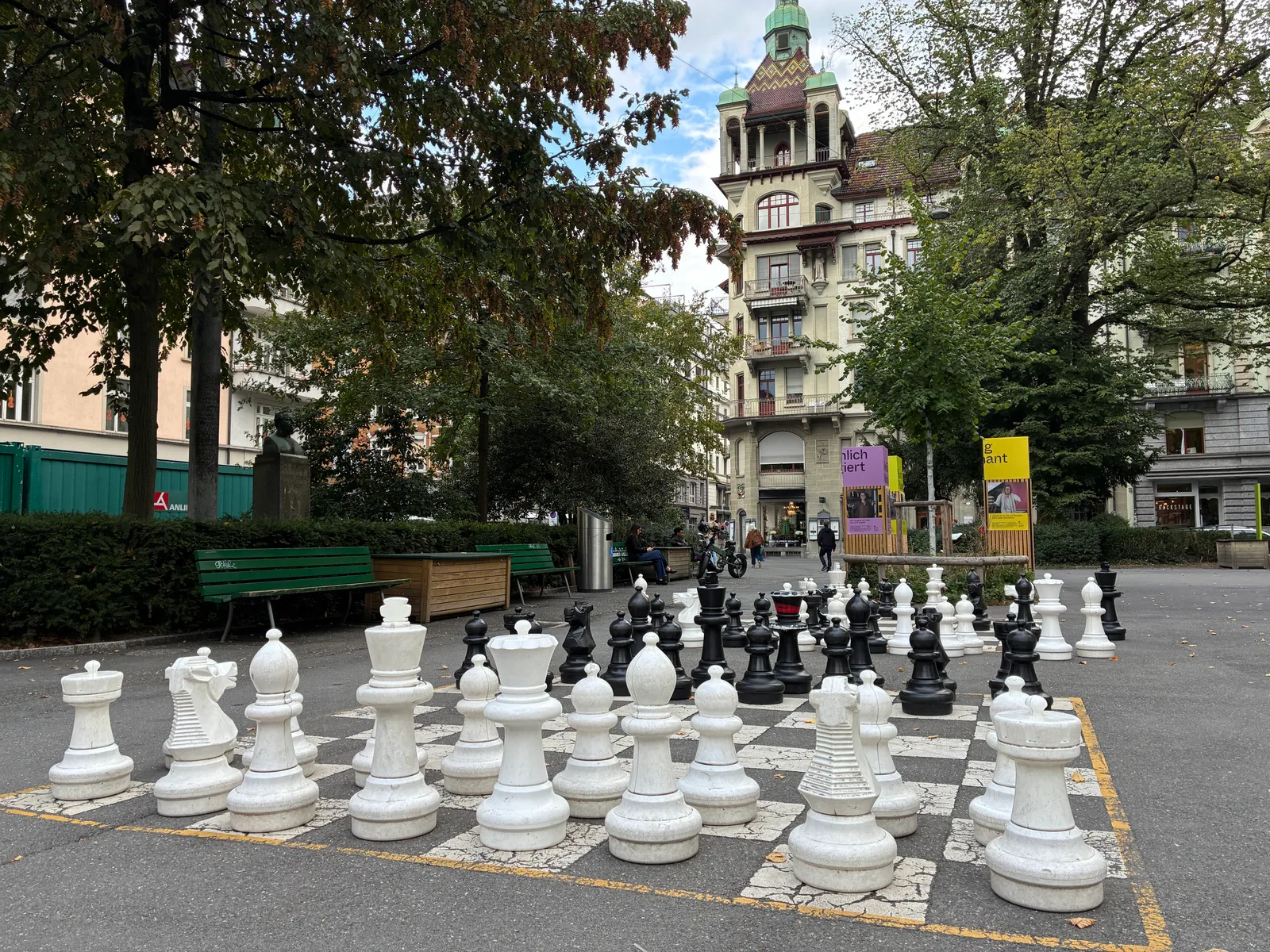Main view at Vögeligärtli Lucerne — travel photo