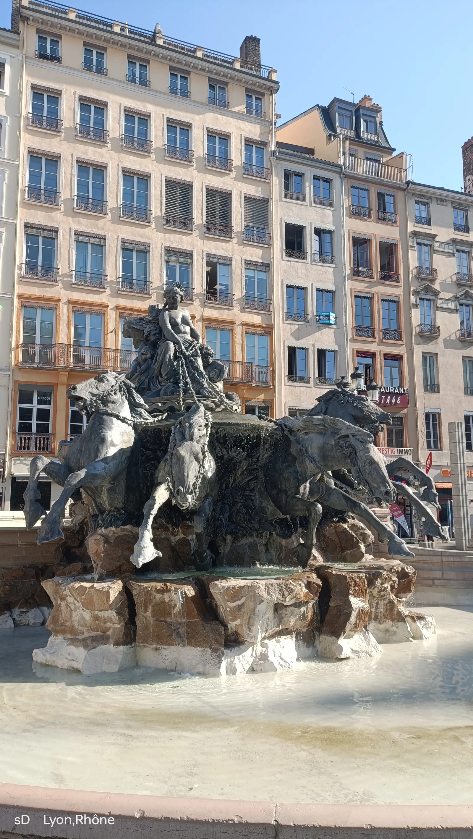 Atmosphere at Bartholdi Fountain Lyon — travel photo