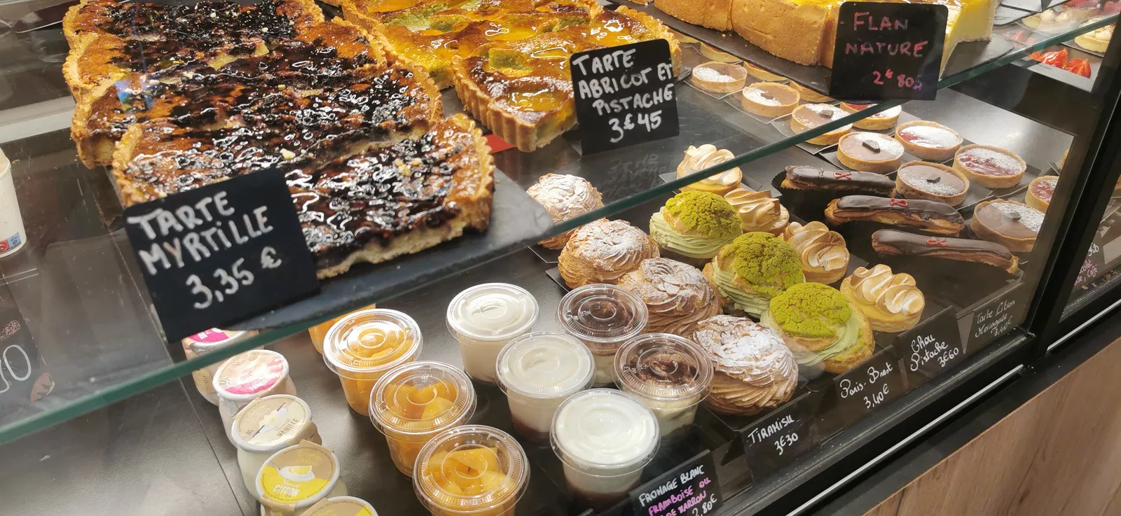 Main view at Boulangerie L'Artisan (Maison Dumollard) Lyon — travel photo