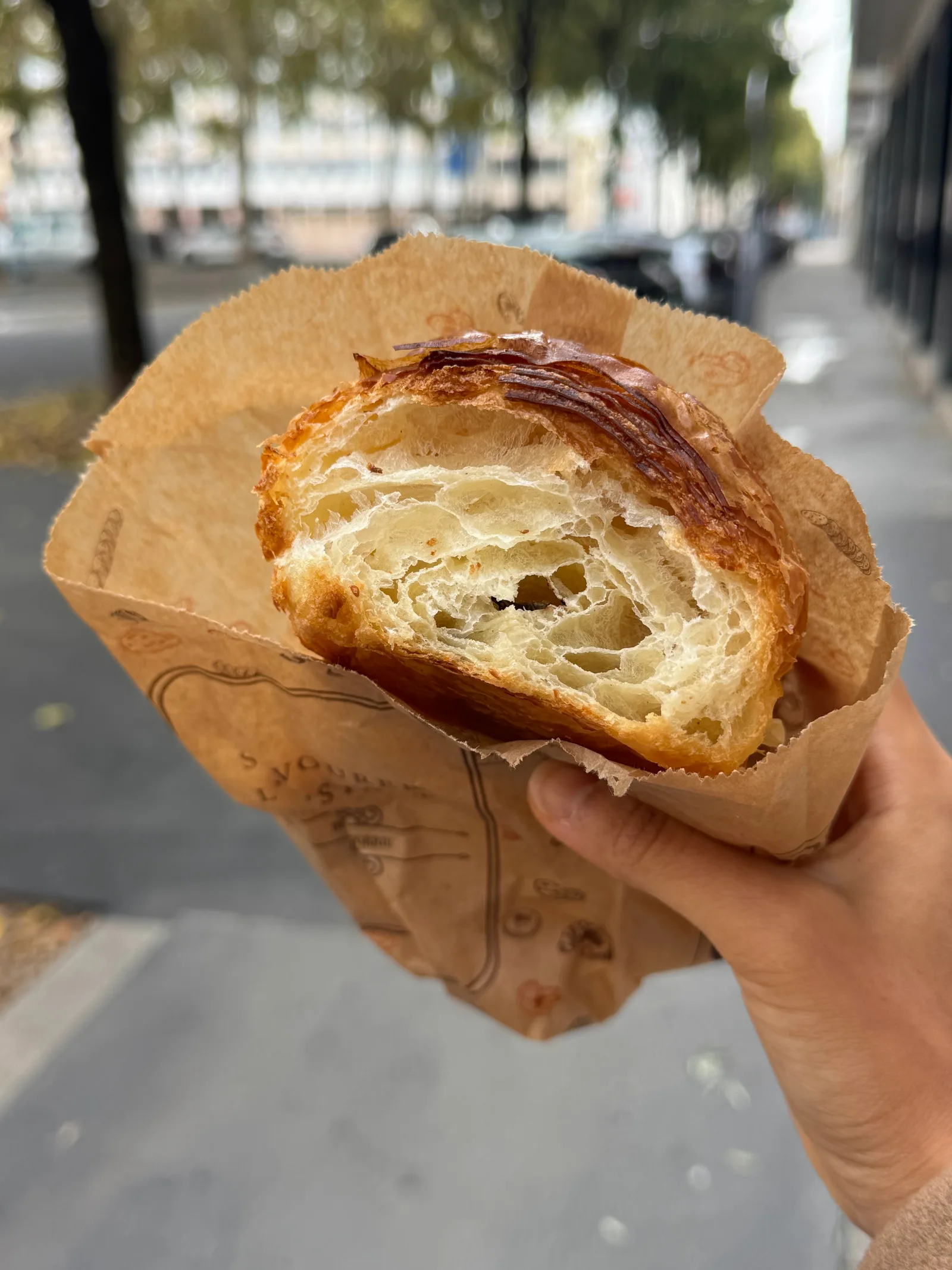 Details at Boulangerie Les Frères Barioz Lyon — travel photo