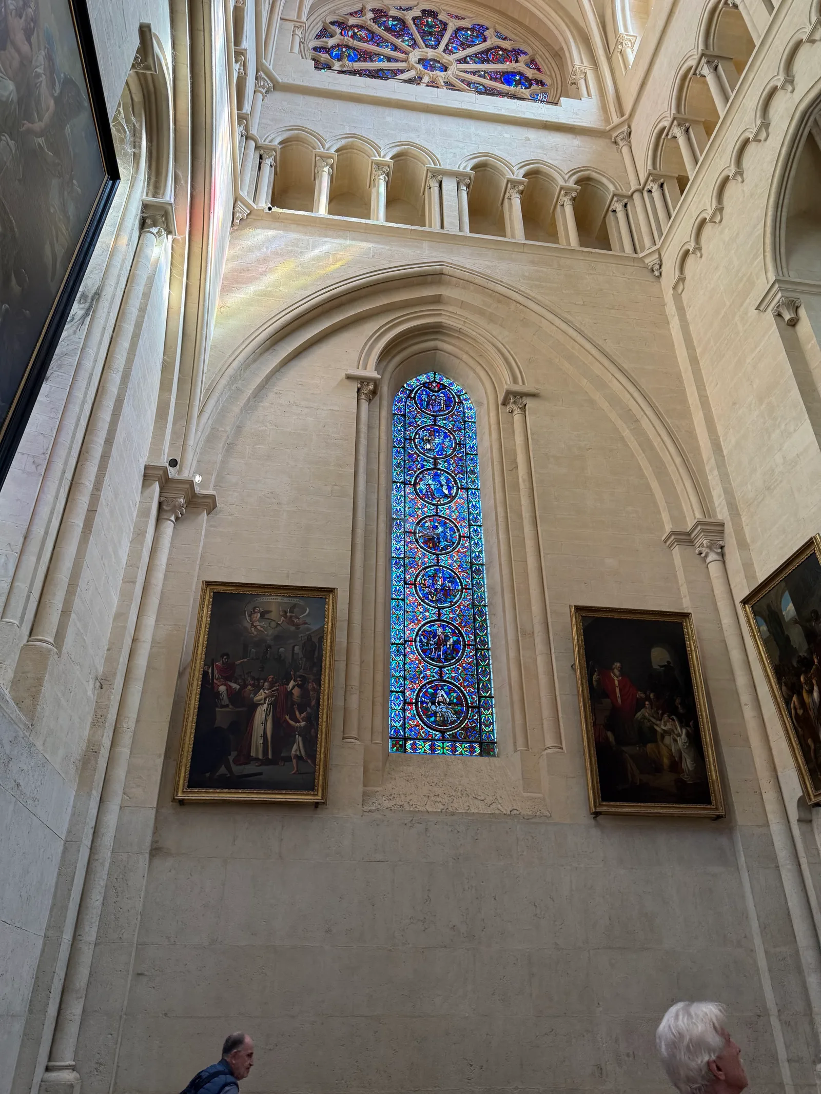 Details at Cathédrale Saint-Jean-Baptiste Lyon — travel photo