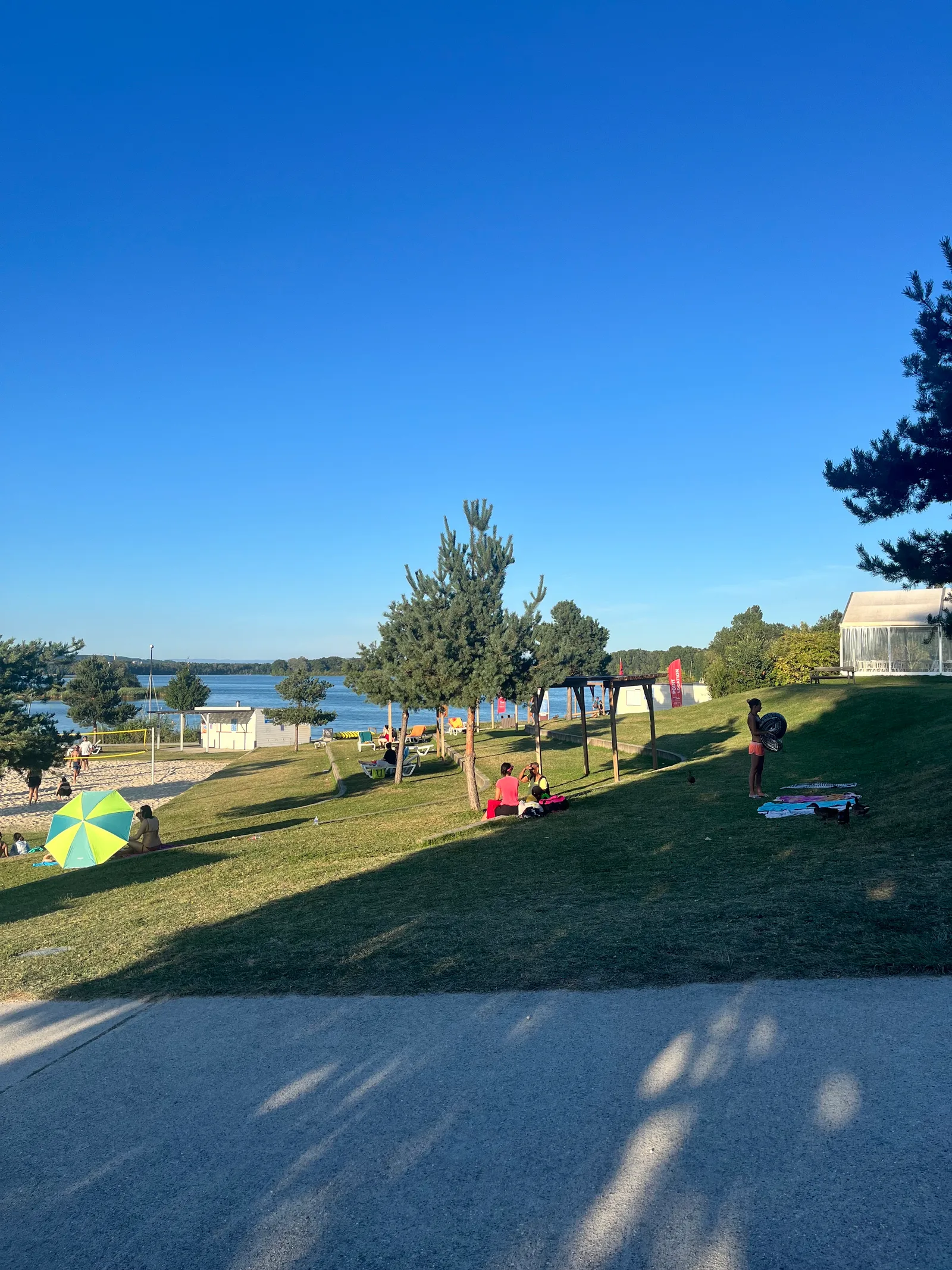 Atmosphere at Grand Parc Miribel Jonage Lyon — travel photo