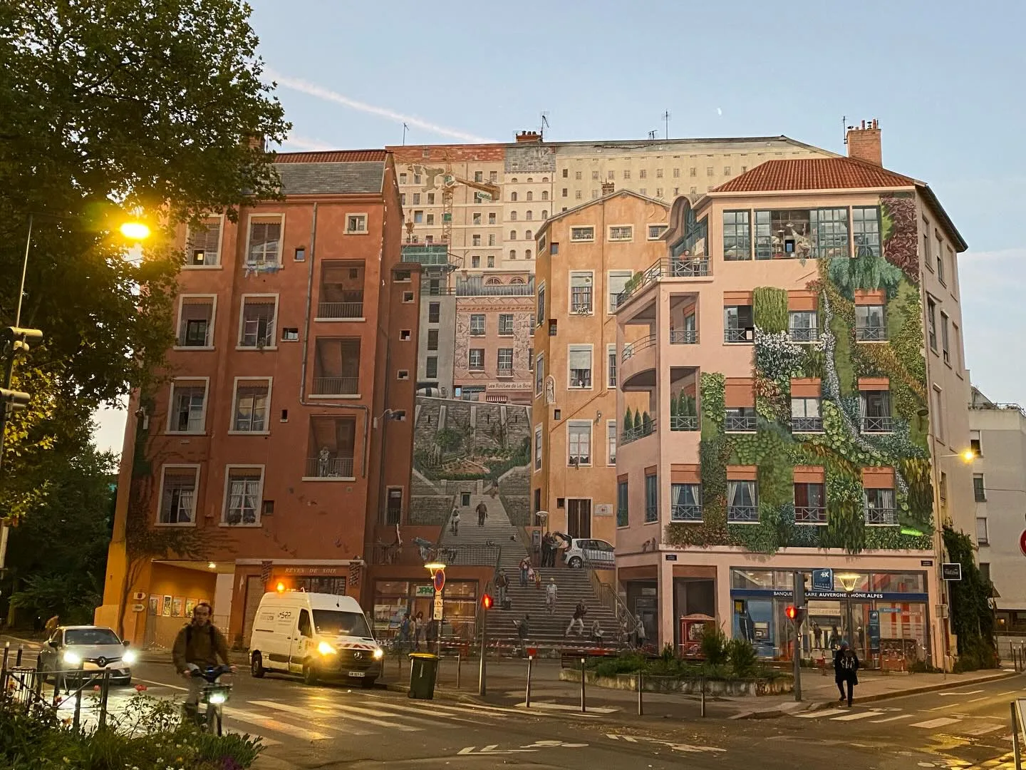 Atmosphere at Mur des Canuts Lyon — travel photo