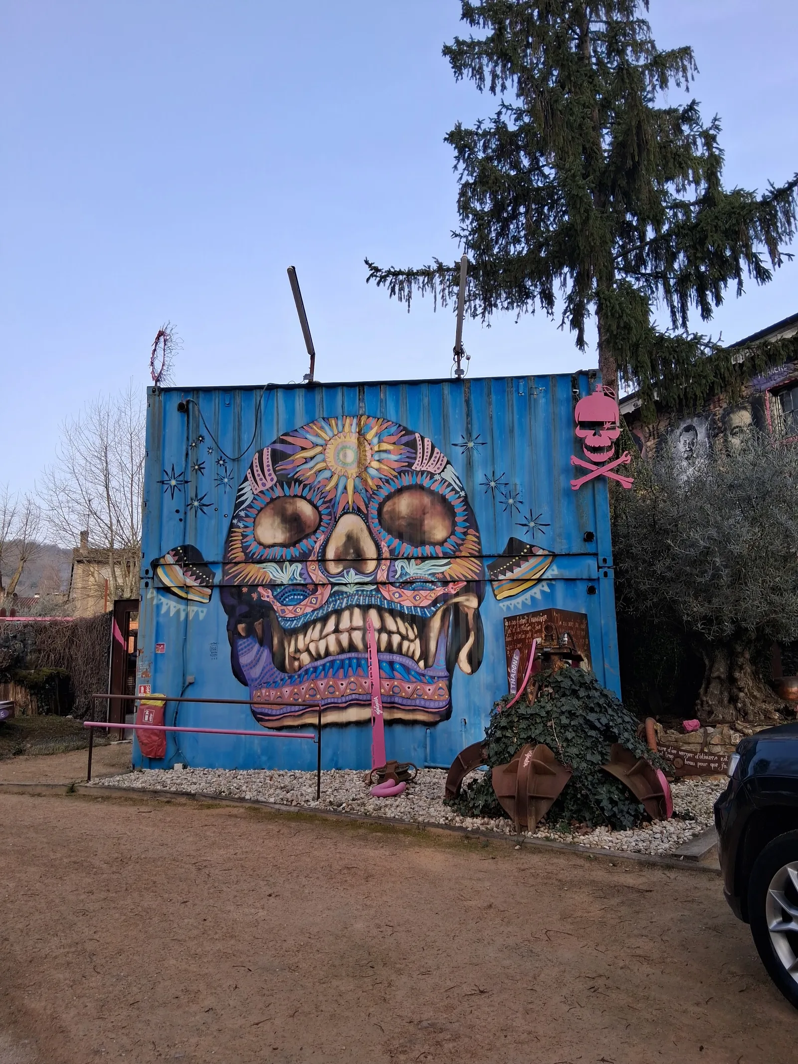 Atmosphere at Musée l'Organe - La Demeure du Chaos Lyon — travel photo