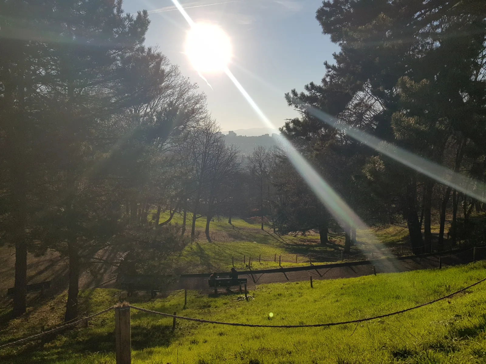 Atmosphere at Parc de la Cerisaie Lyon — travel photo