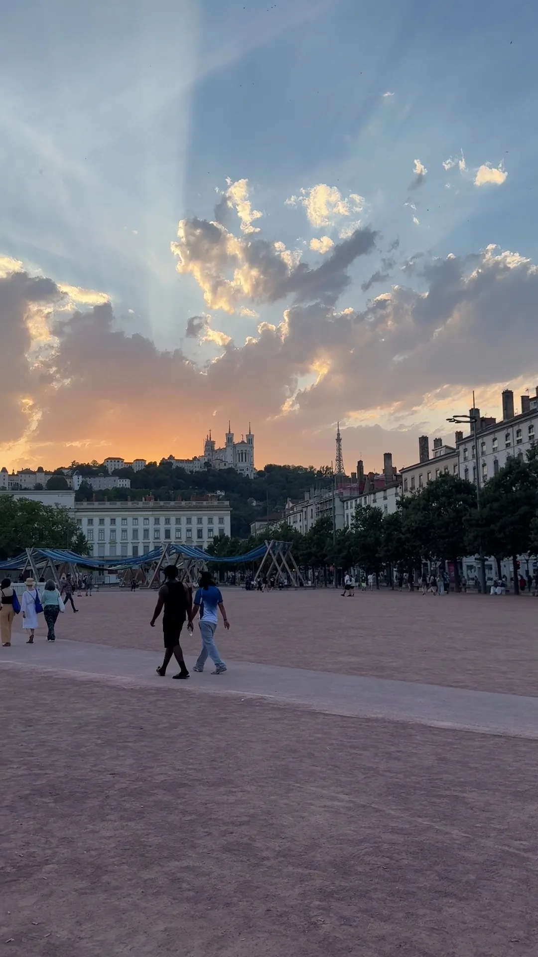 Main view at Place Bellecour Lyon — travel photo