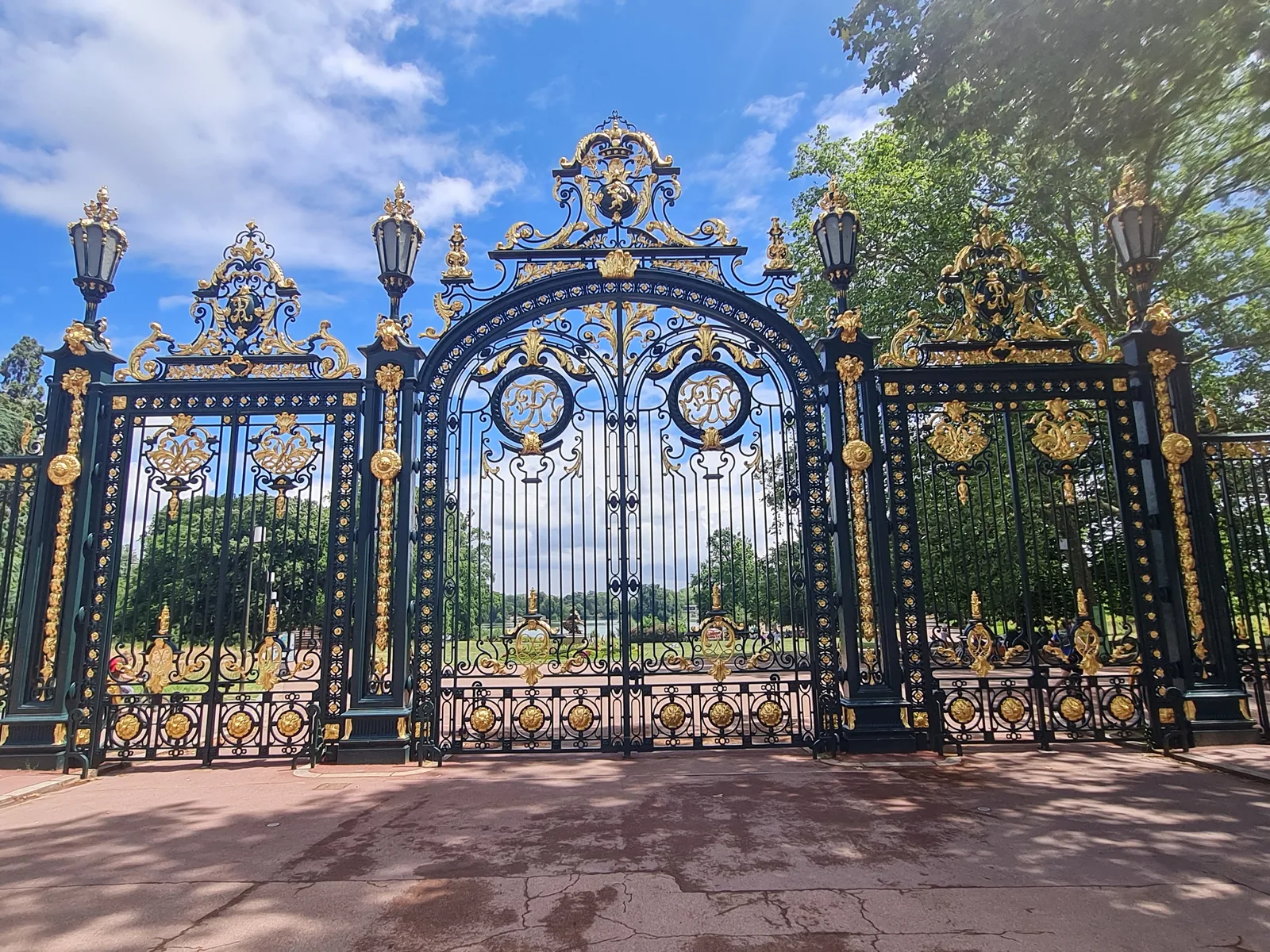 Porte des Enfants du Rhône