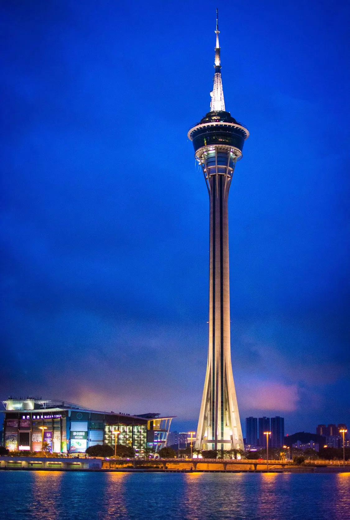 Main view at Macau Tower Convention and Entertainment Center Macau — travel photo