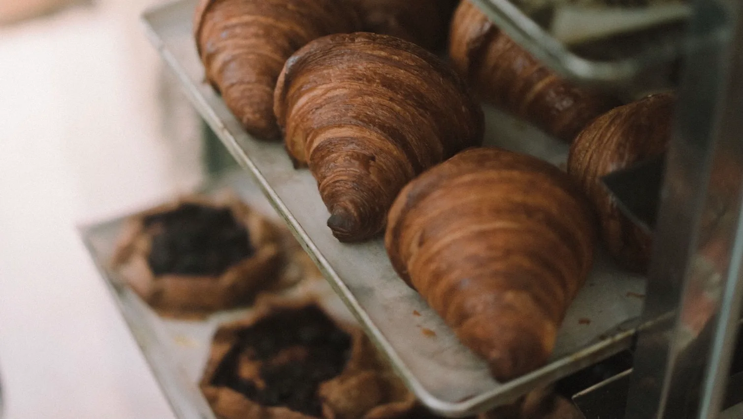 Details at Alma Nomad Bakery Madrid — travel photo