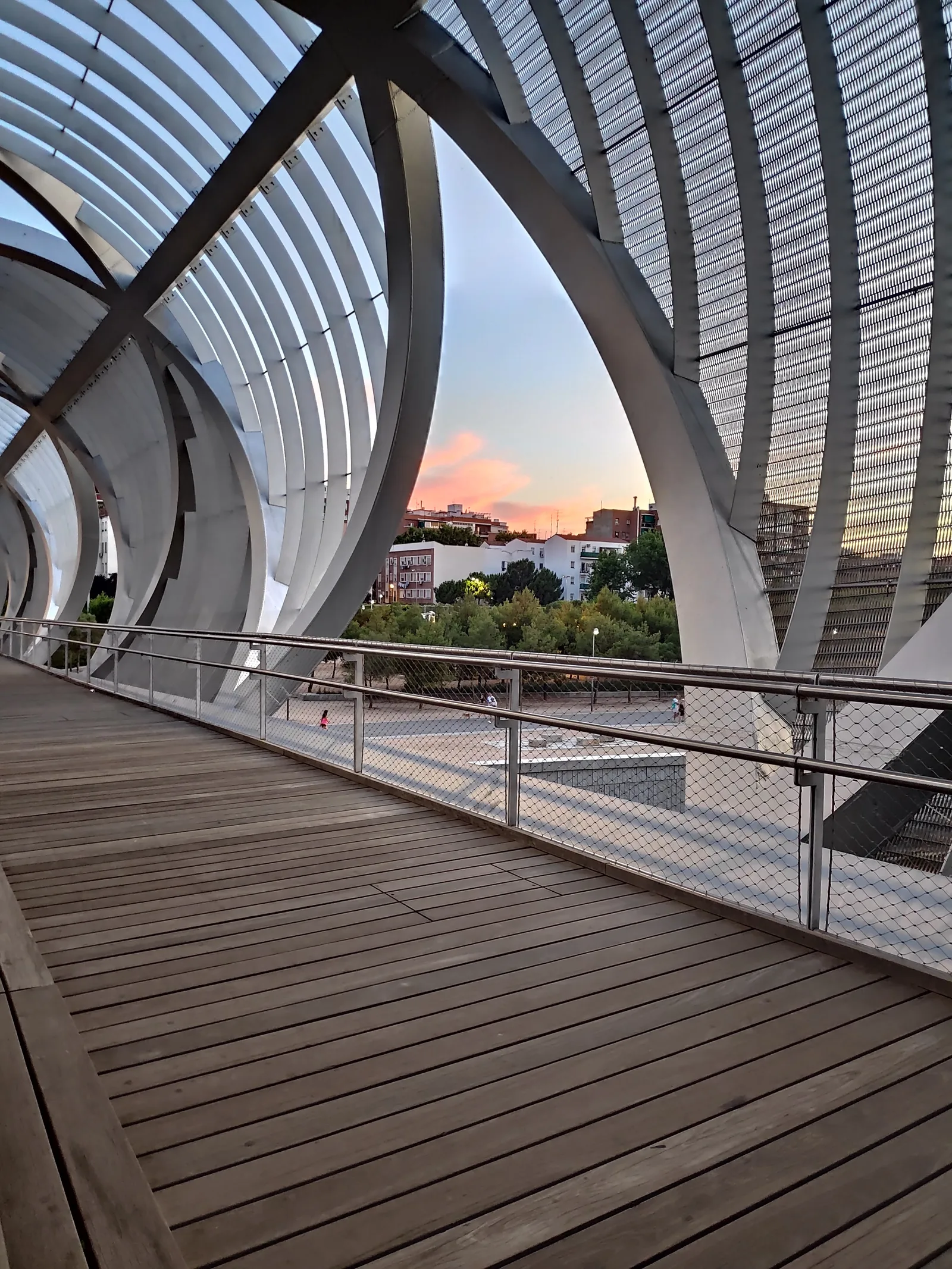 Atmosphere at Arganzuela Bridge Madrid — travel photo
