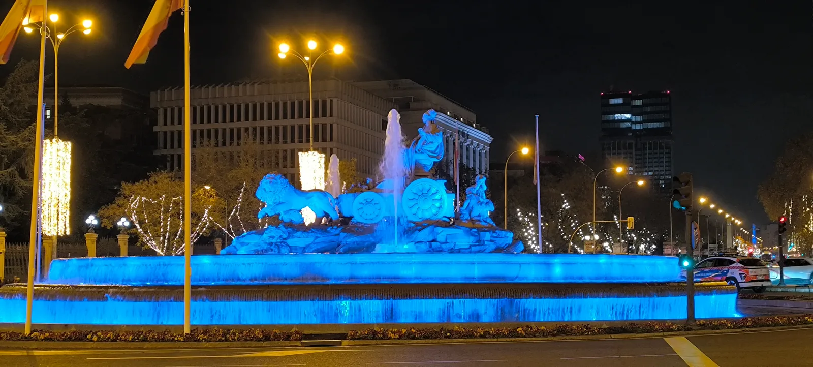 Details at Cibeles Fountain Madrid — travel photo