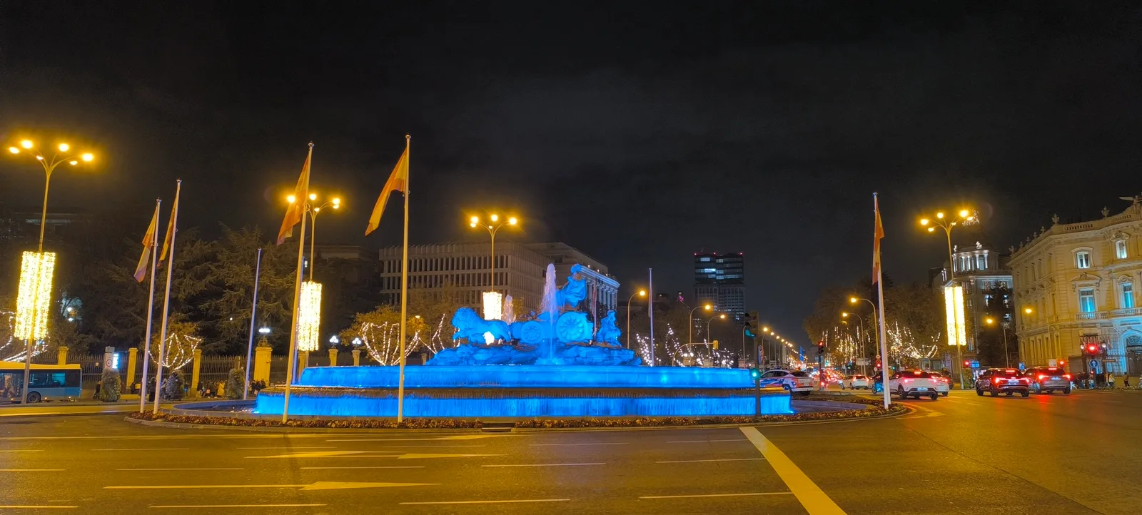 Atmosphere at Cibeles Fountain Madrid — travel photo