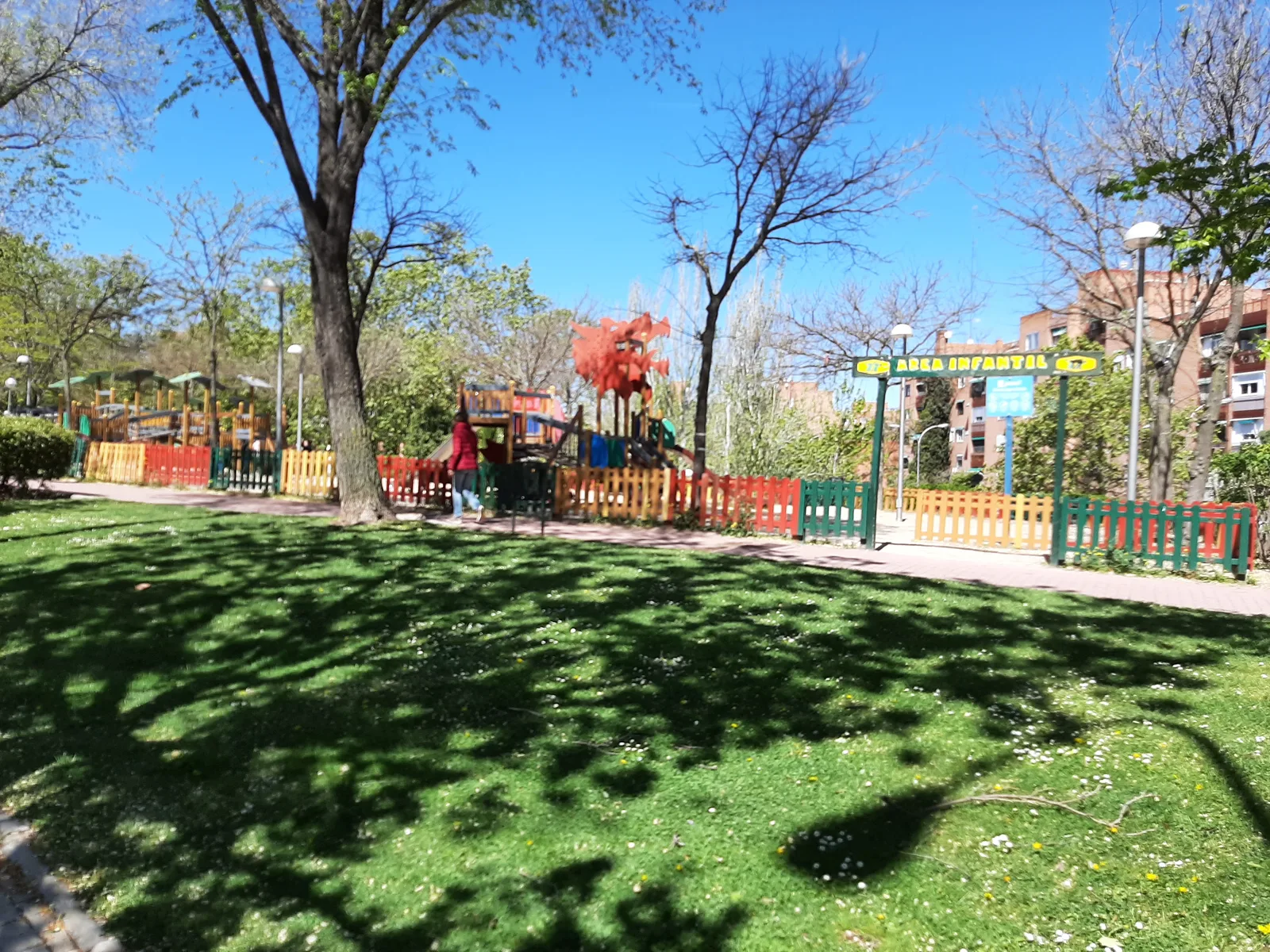 Main view at Infantil El dragón Park Madrid — travel photo