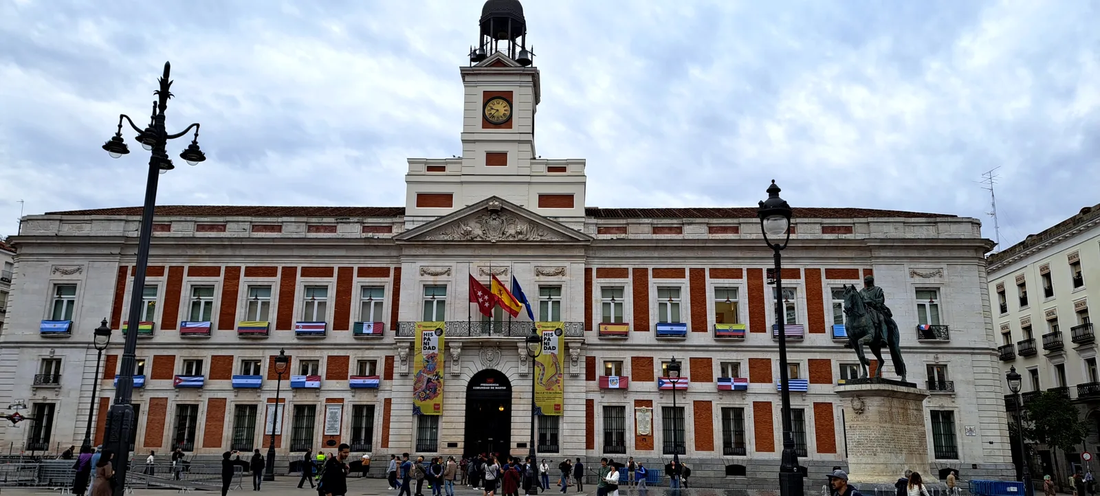 Details at Kilometre Zero Madrid — travel photo
