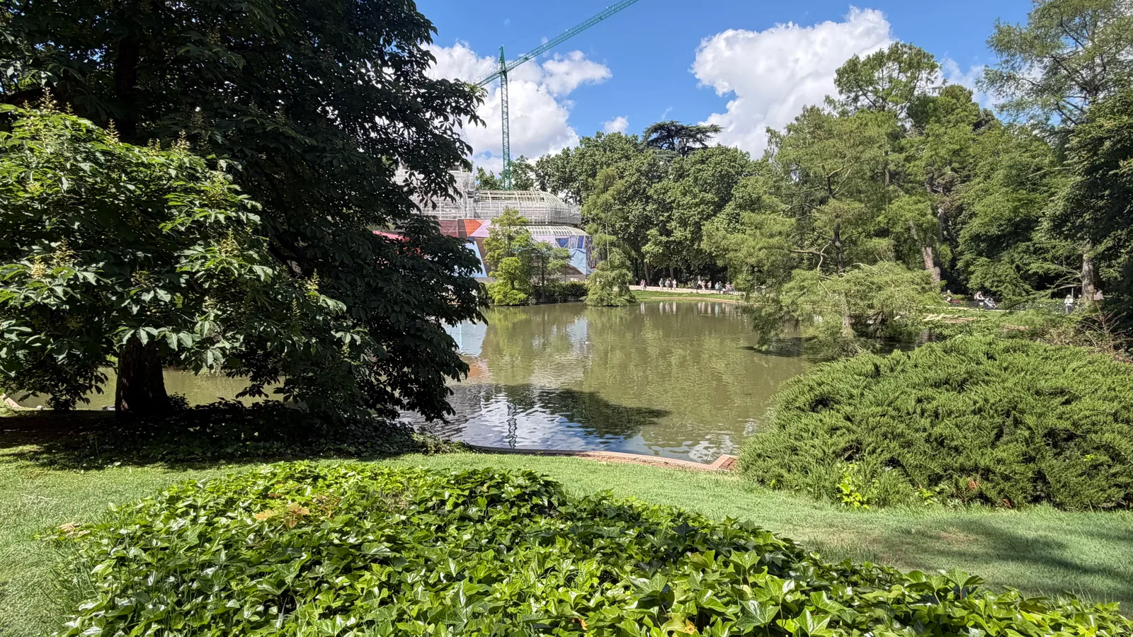 Details at Palacio de Cristal Madrid — travel photo