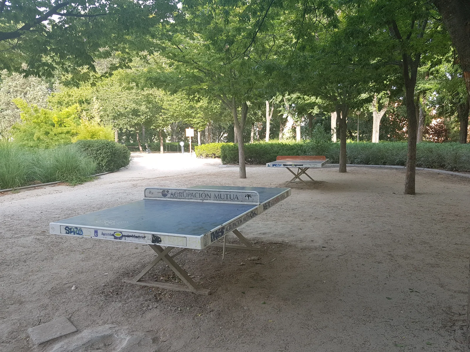 Details at Parque de Roma Madrid — travel photo