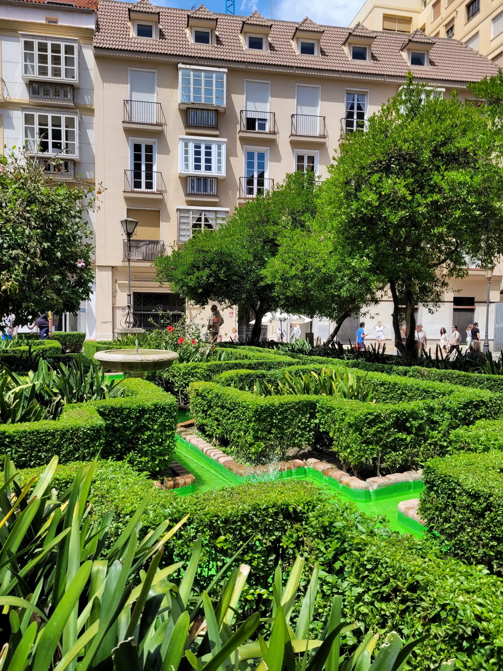 Atmosphere at Catedral Garden Malaga — travel photo